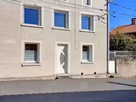 vente maison 4 pièces 70 m² à valprivas (43210)  92 000 €