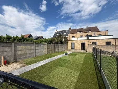 appartement te huur in zoersel met 2 slaapkamers
