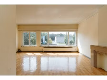 appartement te huur in wilrijk met 2 slaapkamers