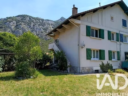 appartement à tarascon-sur-ariège (09400)