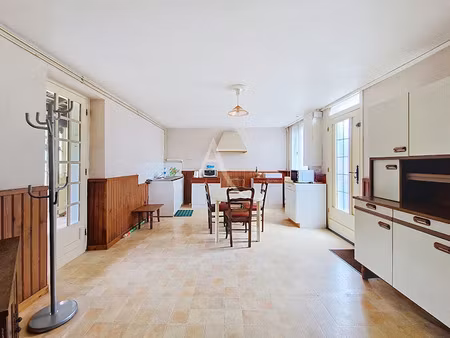 vente maison 3 pièces 80 m² à châteauneuf-sur-sarthe (49330)  130 000 €