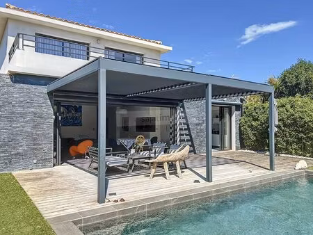 superbe villa contemporaine proche plages