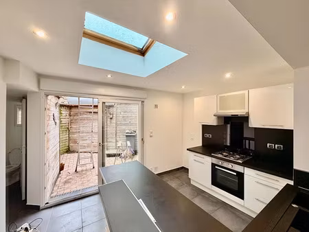 vente maison 5 pièces 85 m² à tourcoing (59200)  148 000 €