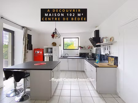 maison 4 pièces centre de bédée avec dépendances.
