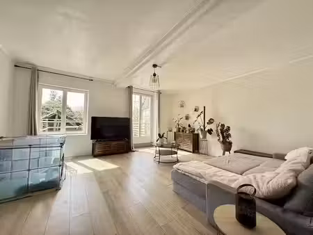 vente maison 4 pièces 132 m² à la loupe (28240)  145 000 €