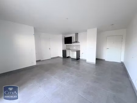 appartement à louer 2 pièces 46.5 m² - monteux (84) - 606€