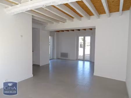 maison à louer 5 pièces 85.72 m² - saint-germain-le-fouilloux (53) - 556€