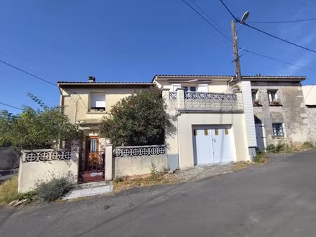 vente maison 6 pièces 160 m² à champniers (16430)  148 000 €