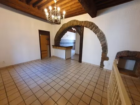 location appartement 2 pièces 43m² ste colombe 69560