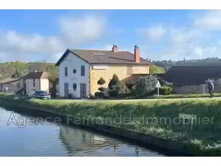 vente maison 10 pièces 220 m² à iguerande (71340)  137 800 €