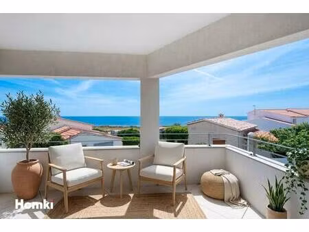 carro – maison mitoyenne d’un côté avec terrasse de 19 m2 et vue mer panoramique