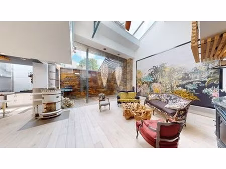 maison de luxe en vente à buttes-chaumont  villette  bas belleville  paris  île-de-france