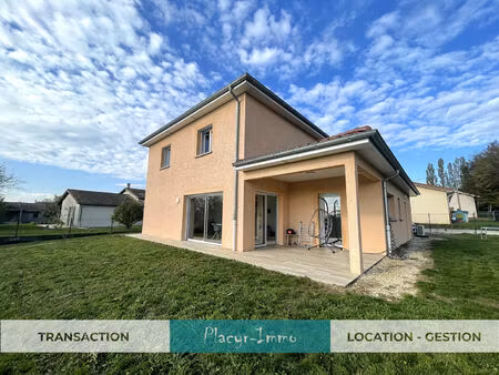 location maison 5 pièces 122m²