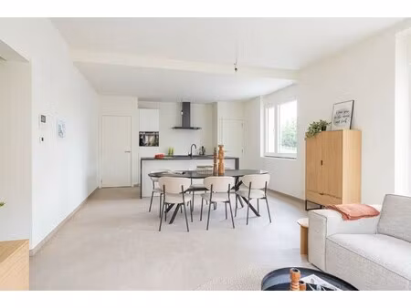 stijlvol 2 slaapakamerappartement met terras