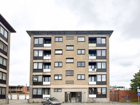 appartement te koop in sint-niklaas met 2 slaapkamers