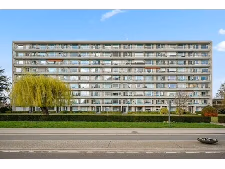 instapklaar appartement met 2 slaapkamers op een ideale locatie te tienen