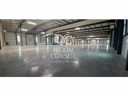 location entrepôt croissy beaubourg 77183 3000m² à 5880m²