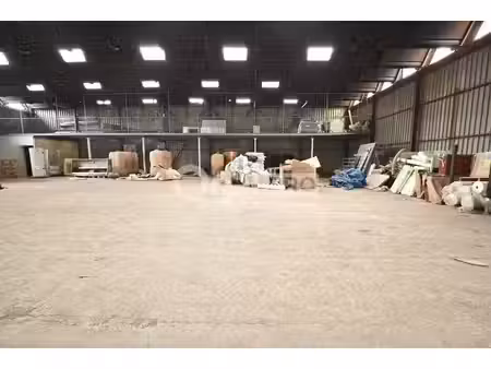 vente local d’activités 200m² à 900m²
