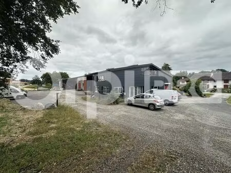 vente local d’activités sainte marie de gosse 40390 766m²