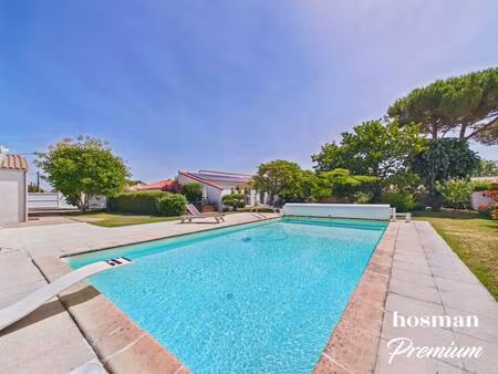 rare portes de la rochelle – maison d'architecte de plain-pied  6 chambres  piscine  jacuz