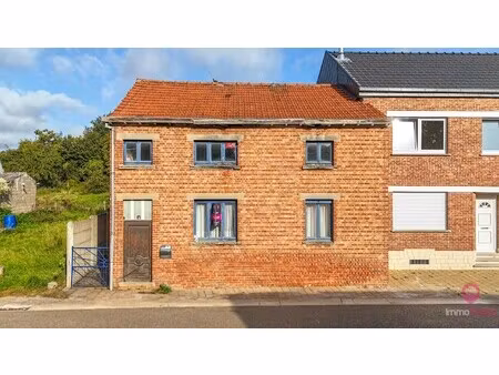 te renoveren woning gelegen op een doodlopende straat!