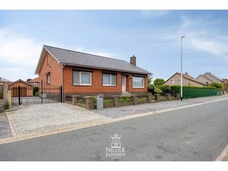 woning met tuin (te verkavelen tot bouwgrond)