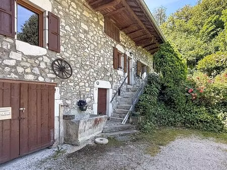 maison à clarafond-arcine (74270)