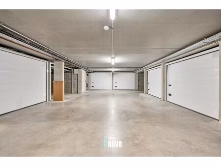 garage (prijs all inn - incl. notaris en registratierechten)