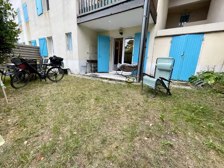 appartement à saint-trojan-les-bains  à moins de 200 m de la