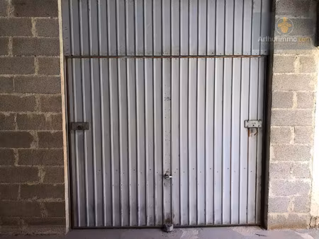 vente garage à saint-mandrier-sur-mer