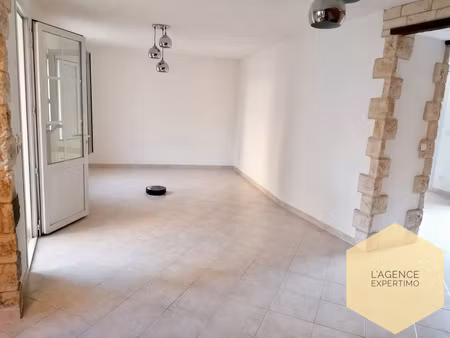maison de village 4 pièces avec cour intime et double garage à jonquières