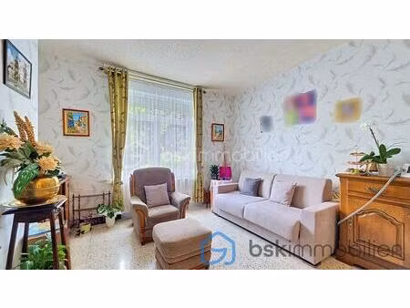 maison de village de 85 m² à roeulx