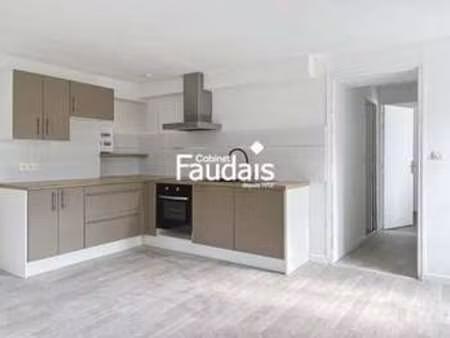 vente appartement 3 pièces à coutances (50200) : à vendre 3 pièces / 49m² coutances