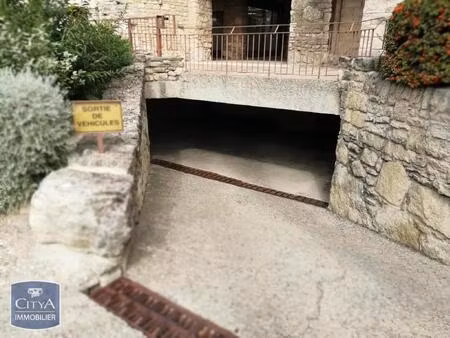 location parking avignon 84000