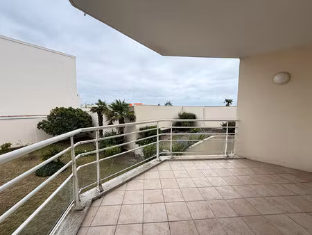 location appartement 3 pièces 75m²