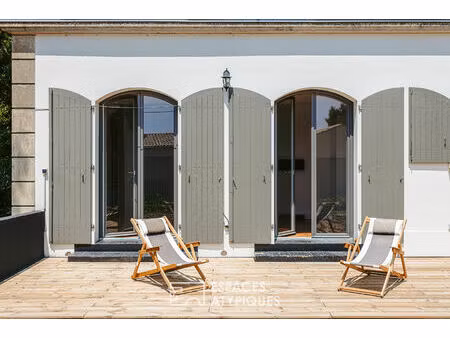 maison de charme au coeur d'un bois proche de la rochelle