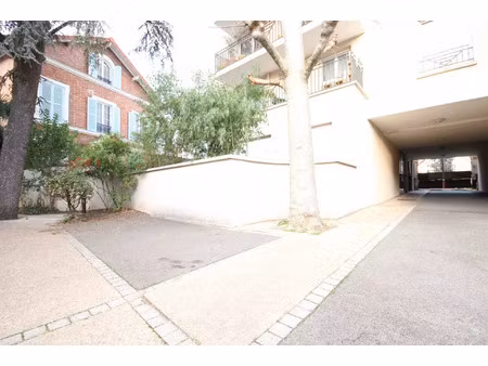 vente parking 12 m2 à asnières-sur-seine