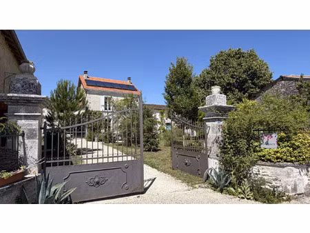 vente maison 5 pièces 168 m² migré (17330)