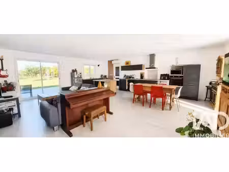 vente maison 5 pièces 111 m² cercoux (17270)