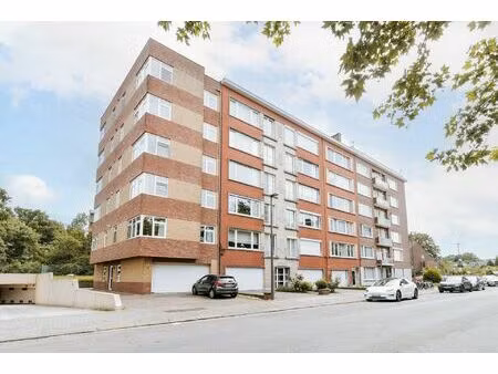 appartement te koop in wilrijk met 2 slaapkamers