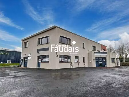vente bureaux et commerces à saint-lô (50000) : à vendre / 570m² saint-lô