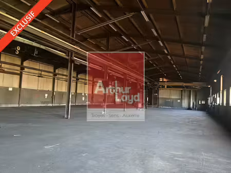 location entrepôt troyes 10000 2150m²
