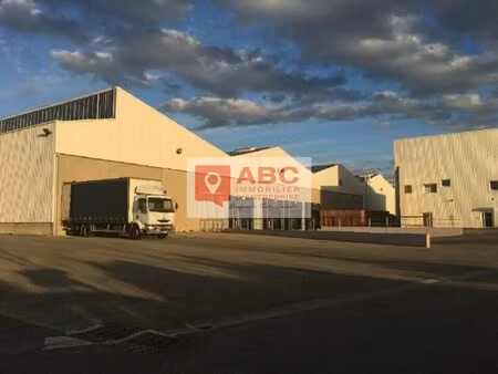 location local d’activités nimes 30900 1226m²