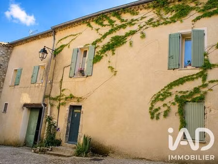 maison de village à savoillan (84390)