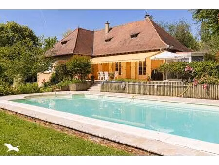 vente maison 5 pièces 186 m² la chapelle-aux-brocs (19360)