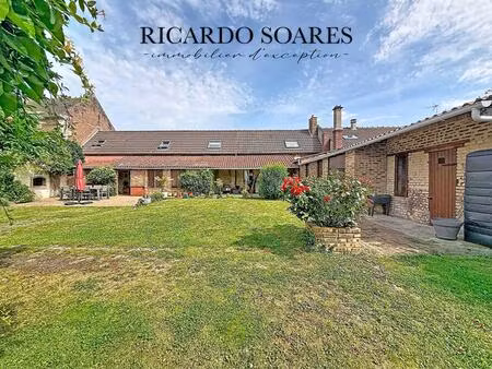 60710 chevrieres - longère de caractère 175 m2 / 4 chambres / grand séjour / plusieurs dep