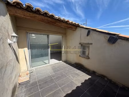 visan  maison de village rénovée avec terrasse