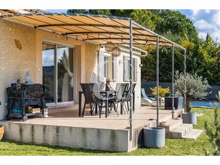 jolie villa de plain-pied avec vue région mazan