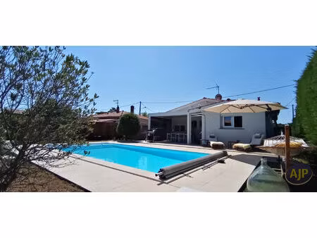 maison 2 chambres + dépendance avec piscine à lège