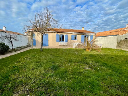 vente maison 4 pièces  78.00m²  l'aiguillon